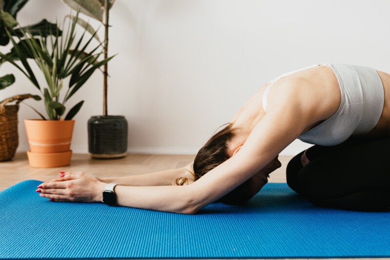 gerakan pose yoga